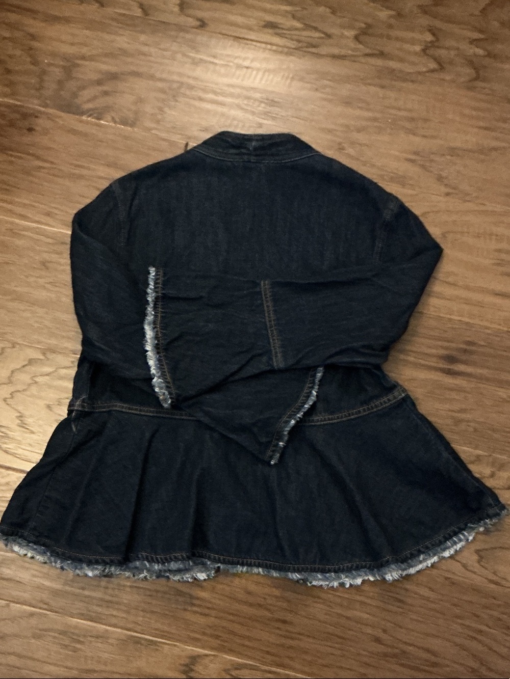 Tommy Bahama "Devin" XS Denim Jacket Peplum Hem Bell Sleeve Frayed edges - Picture 8 of 9